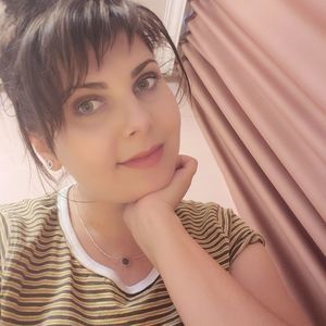 Meet your Posher, Otilia